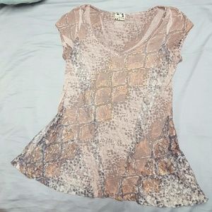 Gorgeous Daytrip shirt!